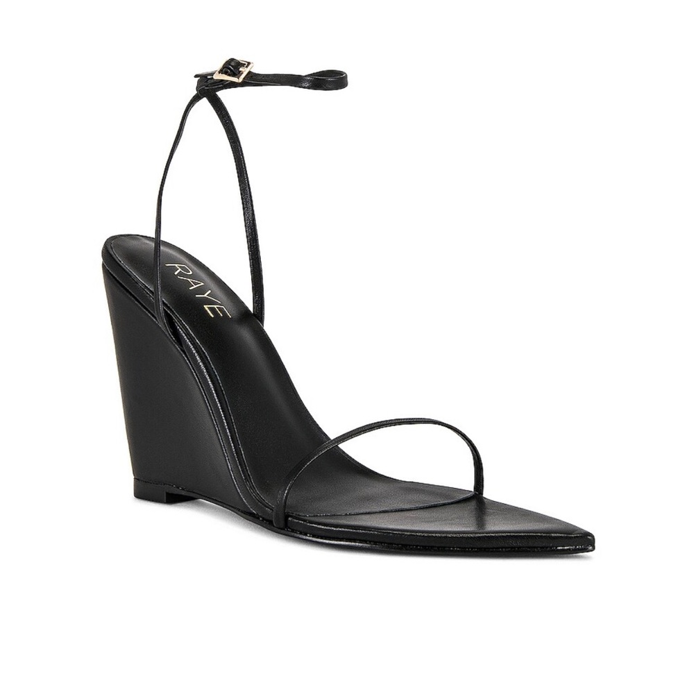 Raye Estela Wedge black sz 8.5